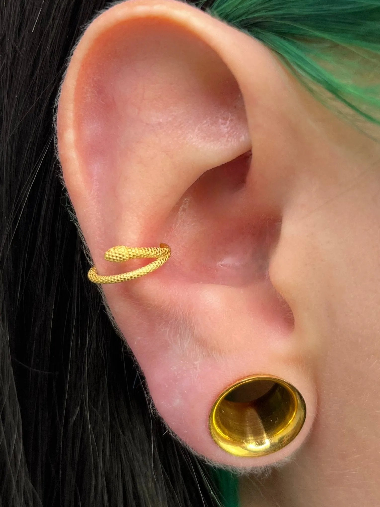 Surgical Steel Clicker Piercing Hoop - Textured Snake
