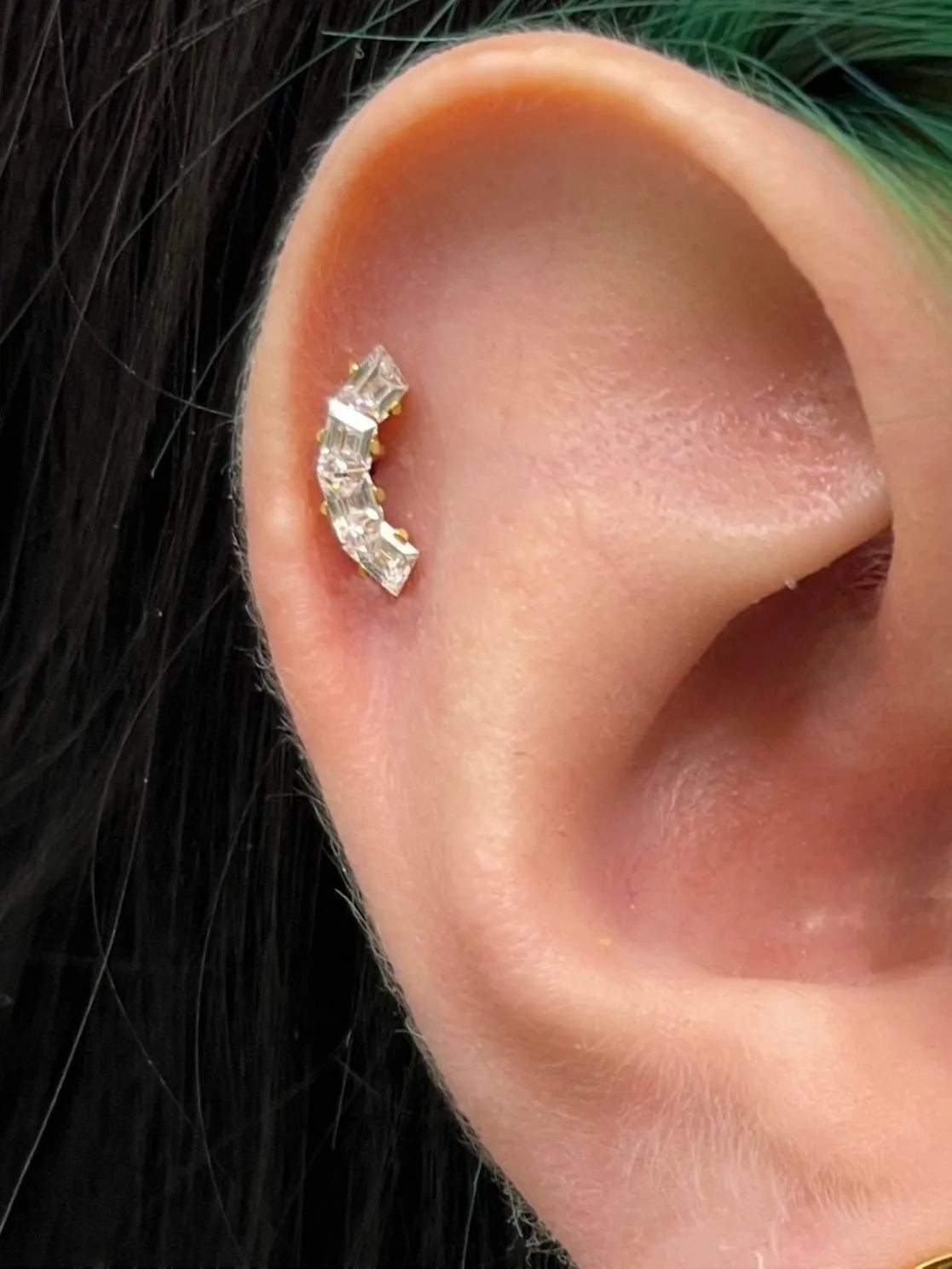 Titanium Push Pin Flat Back Stud - Elegant Crystal Curve